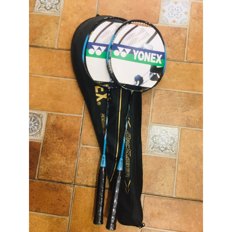 2Vợt cầu lông  +  tặng 1 túi Yonex