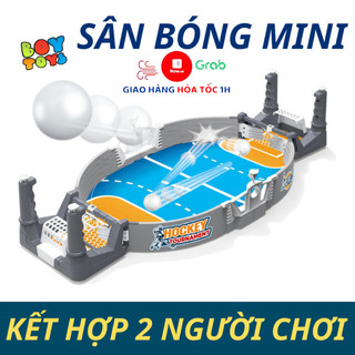 Đồ chơi bóng đá thu nhỏ trên bàn, sân bóng mini mang đến những phút giây thú vị cho bé và cả gia đình