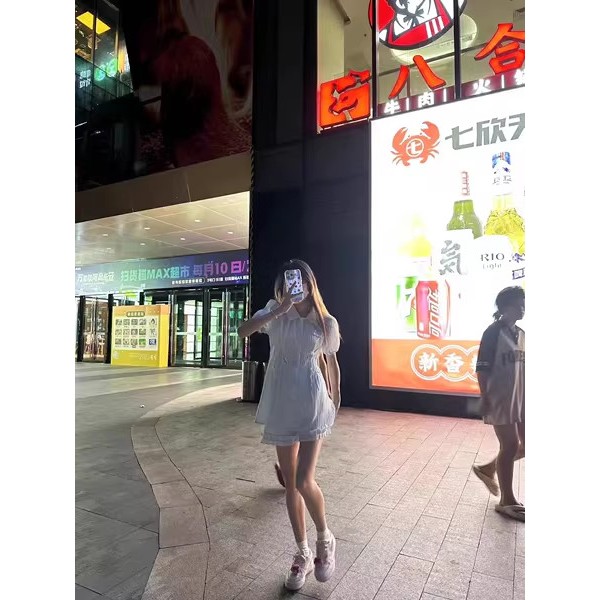 Mùa hè 2023 mới Váy cổ búp bê polo