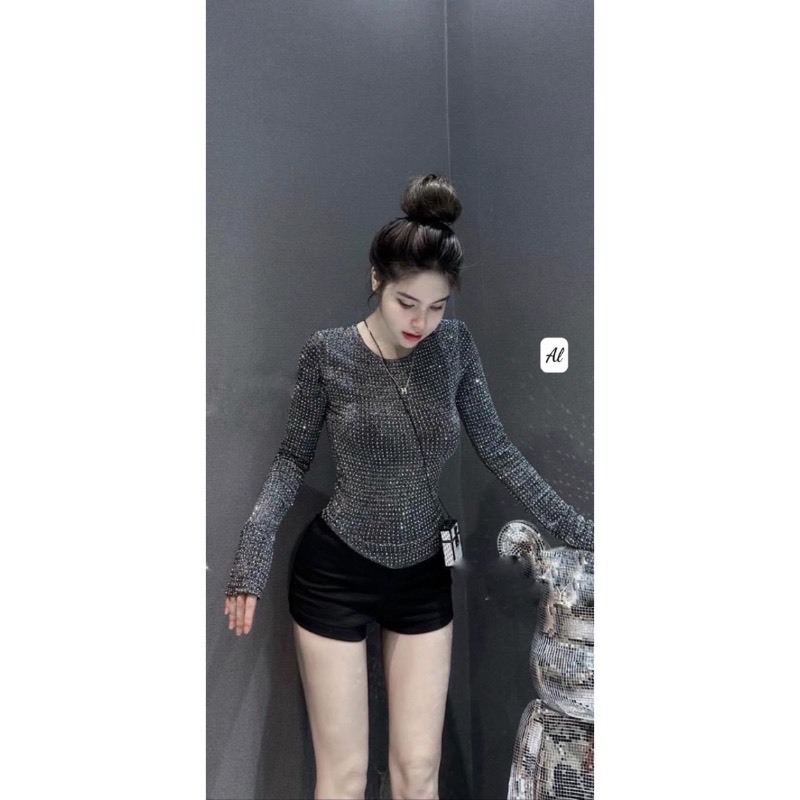 Áo nhũ ôm eo dài tay nữ tính, áo nữ thời trang phong cách hàn quốc sexy Moonyhanoi TV 318