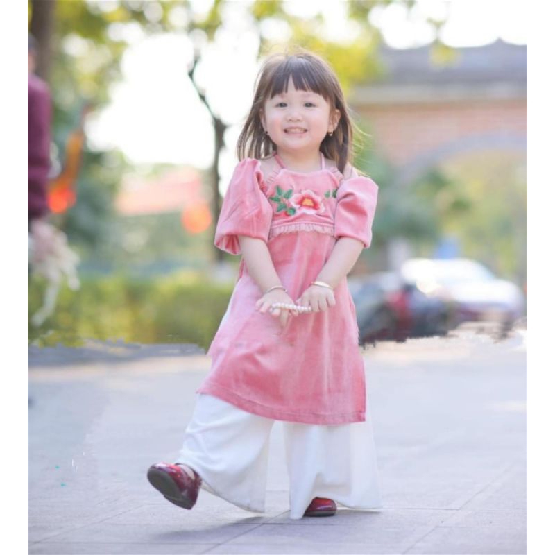 Bộ  áo dài co yem thêu hoa tay bồng tiểu thư xinh xắn bé gái