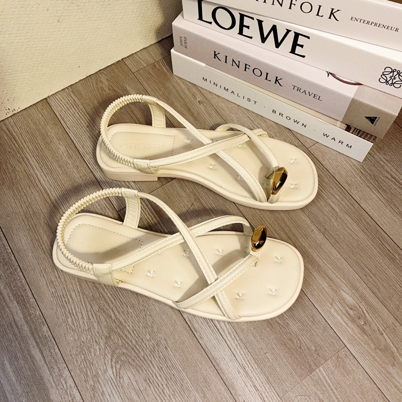 Sanda xỏ ngón chun hậu