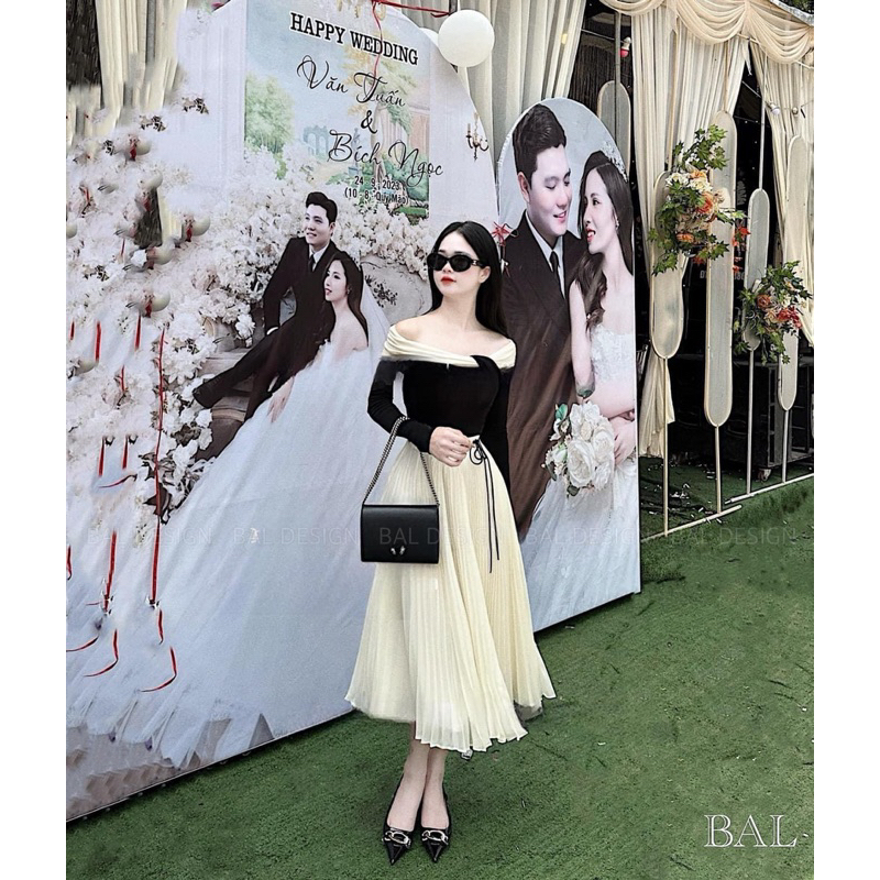 Set Trễ Vai Mix Chân Váy Dập Ly Đẹp Sang Chảnh🥰