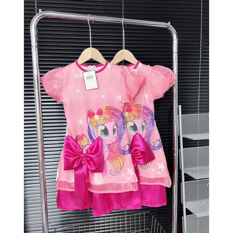 Áo dài in ngua pony cho be