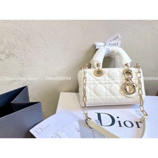 Túi Xách DI.or LAdy dáng ngang  Size :17CM  Màu sắc :Trắng