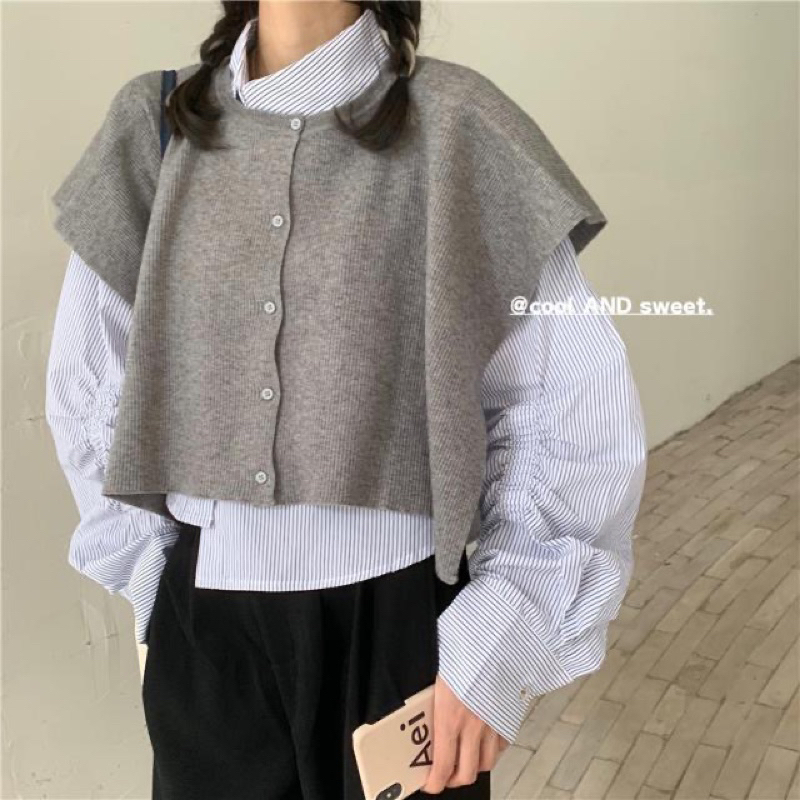 Set áo sơ mi kẻ xanh kèm áo gile xám form rộng phong cách hàn quốc