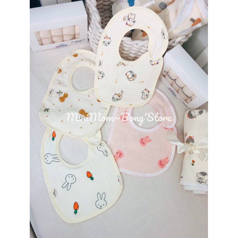 Yếm Chữ U Xô Muslin 6 lớp MiniMom hoạ tiết đáng yêu cho bé