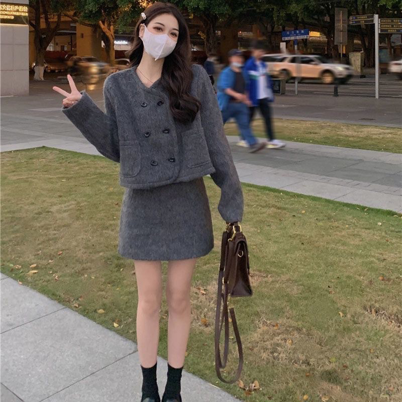 Set chân váy + áo khoác dạ phong cách hàn quốc