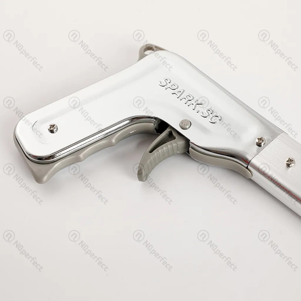 Dụng cụ mồi bếp gas,bếp cồn thắp nến chống gió