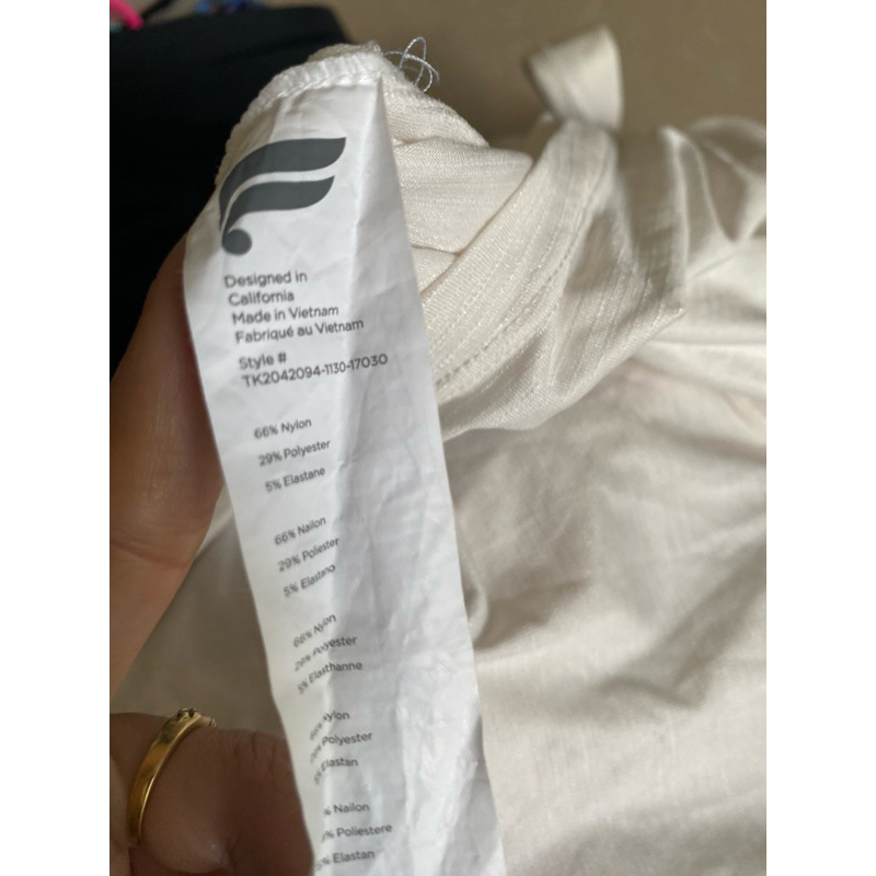 Áo thể thao nhiều mẫu