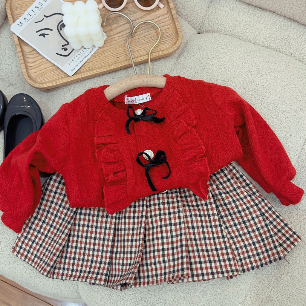 Set Áo Len Cadigan Đính Nơ Phối Bèo Cho Bé Gái WOWKID Kèm Chân Váy Xếp Ly Cho Bé Từ 8-24kg