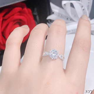 Nhẫn hoa đính đá viền thon gọn, bạc BNP