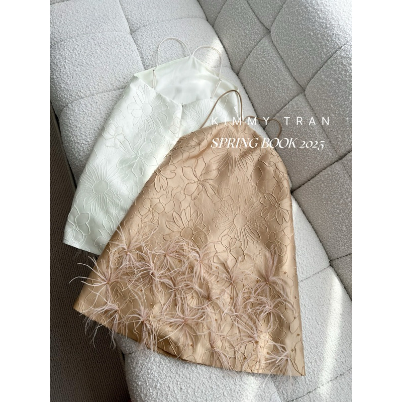 [NÂU] ĐẦM YẾM LÔNG VŨ CCBB
