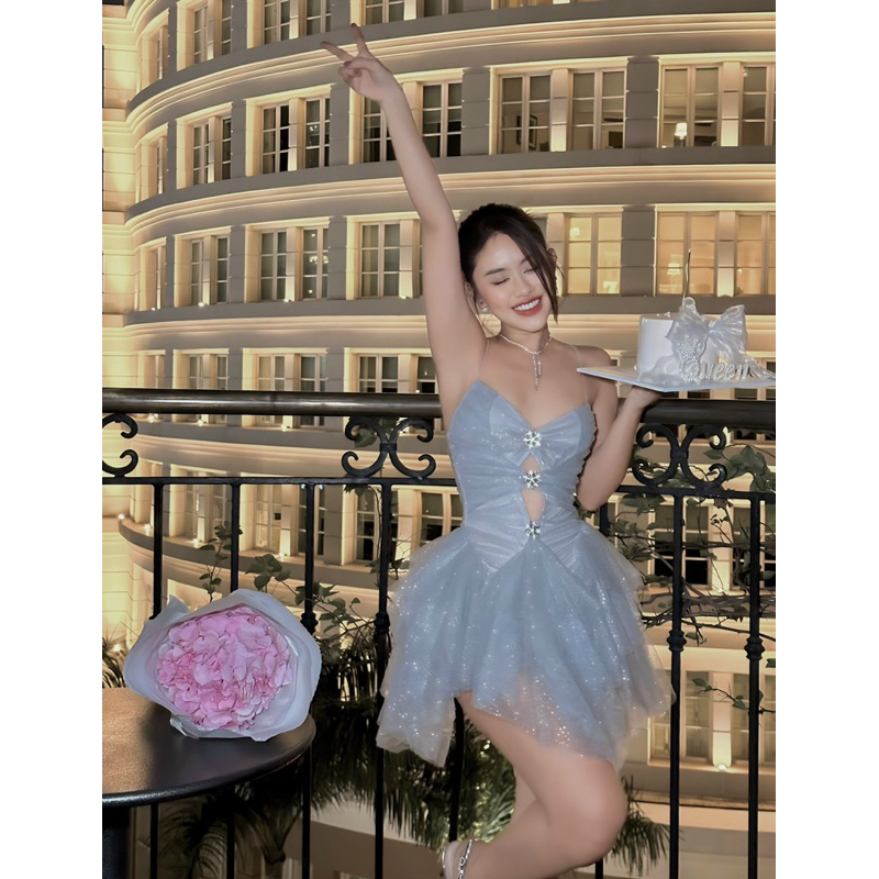 Đầm tiệc nhũ cutout tag đá blingbling