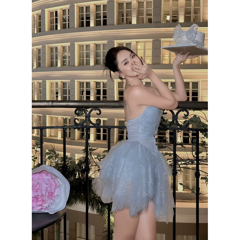 Đầm tiệc nhũ cutout tag đá blingbling