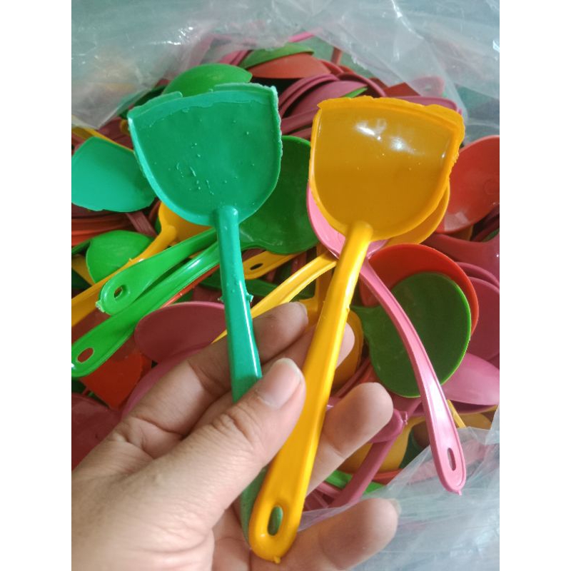 1 cái sạn/xẻng 1 cái vá múc canh - Đồ chơi nấu ăn cân kí dành cho bé iu