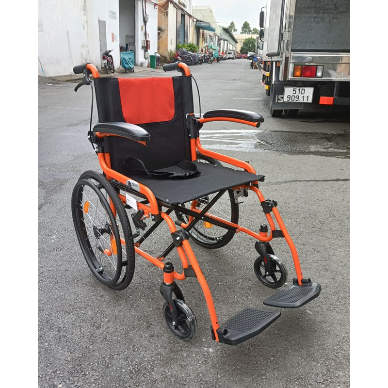 Xe Lăn Du Lịch Khung Cam Lucass X-61 bánh lớn/ bánh nhỏ siêu nhẹ, gấp gọn