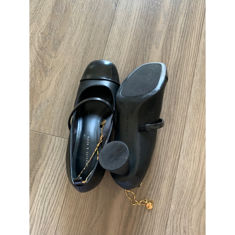 Giày charles and keith auth sz 36