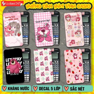 Dán máy tính skin gấu dâu casio 580 - flexio - vinacal, miếng dán máy tính 580 gấu dâu lotso - sticker gấu lotso