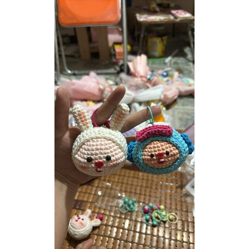 Móc khoá Loopy bằng len