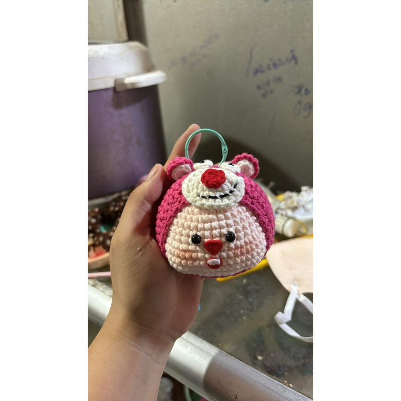 Móc khoá Loopy bằng len