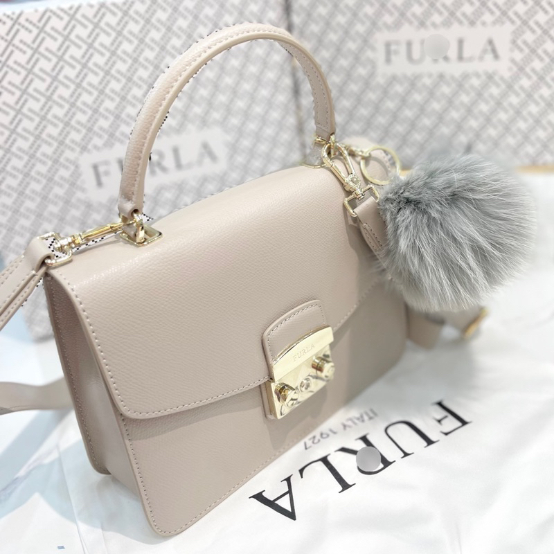 Túi furla size 23 đeo chéo màu mới