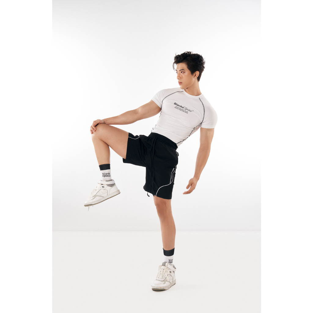 BLANKESPACE Áo Fancy Body Tee Thể Thao Nam Nữ Unisex Vải Poly 4 Chiều Hai Màu