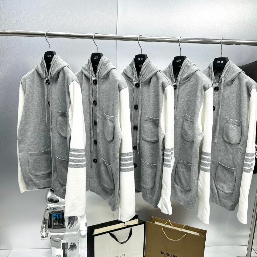 Áo Khoác Hoodie Thôm Bờ Rao Phối 3 Túi Chất Liệu Len Siêu Đẹp - Áo Khoác Hoodie Nam Nữ Thôm Bờ Rao Phối Vạch Tay Cao Cấp