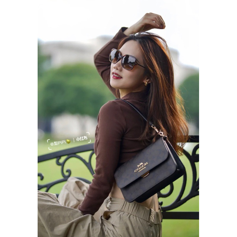 Túi coach brynn đủ màu kẹp nách