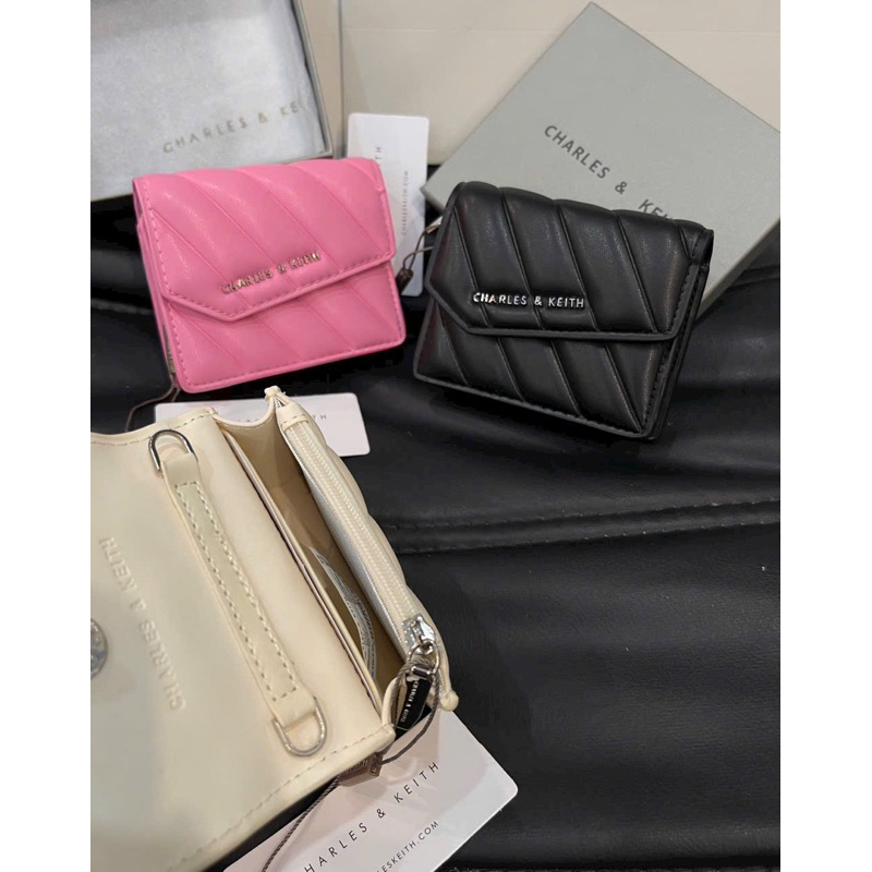 Ví charles keith mini nắp gập