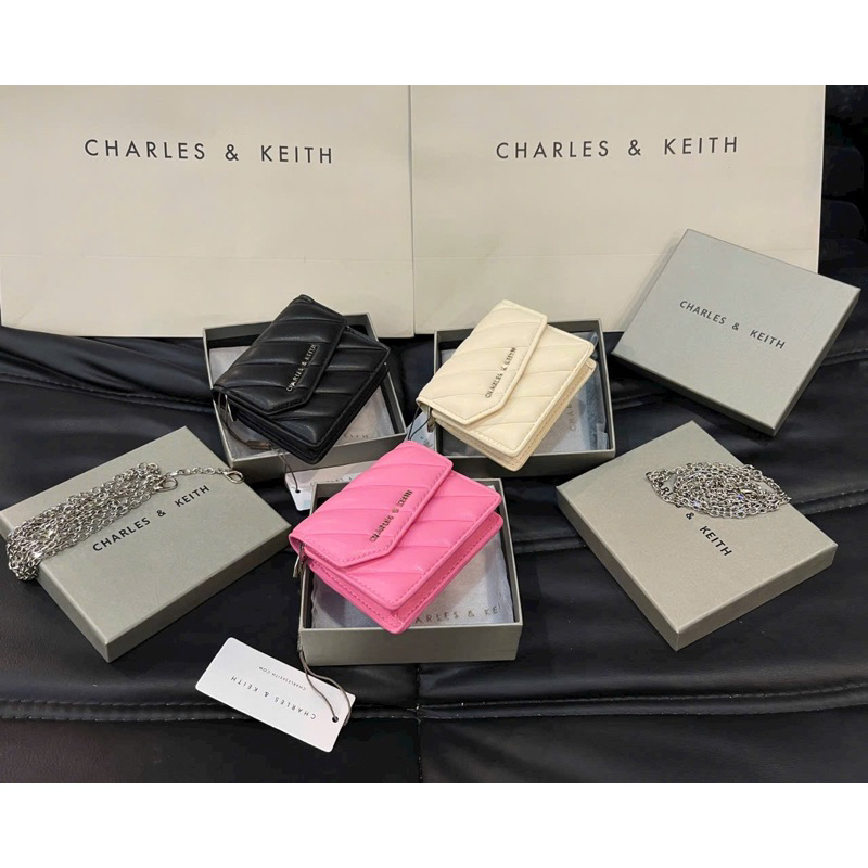 Ví charles keith mini nắp gập