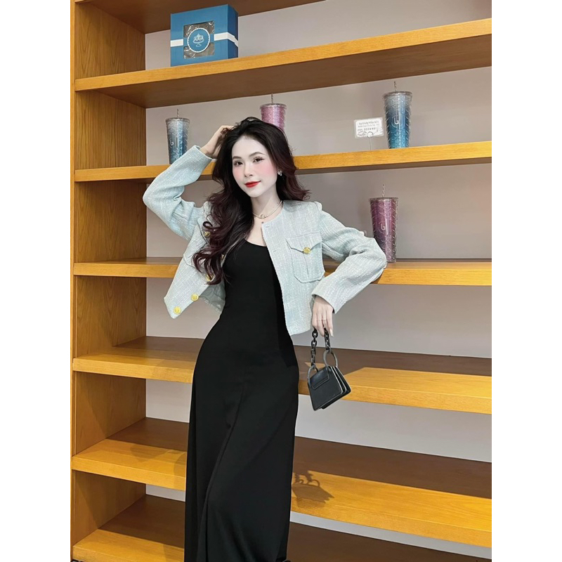 Set áo khoác dạ tweed ghi kèm váy body đen