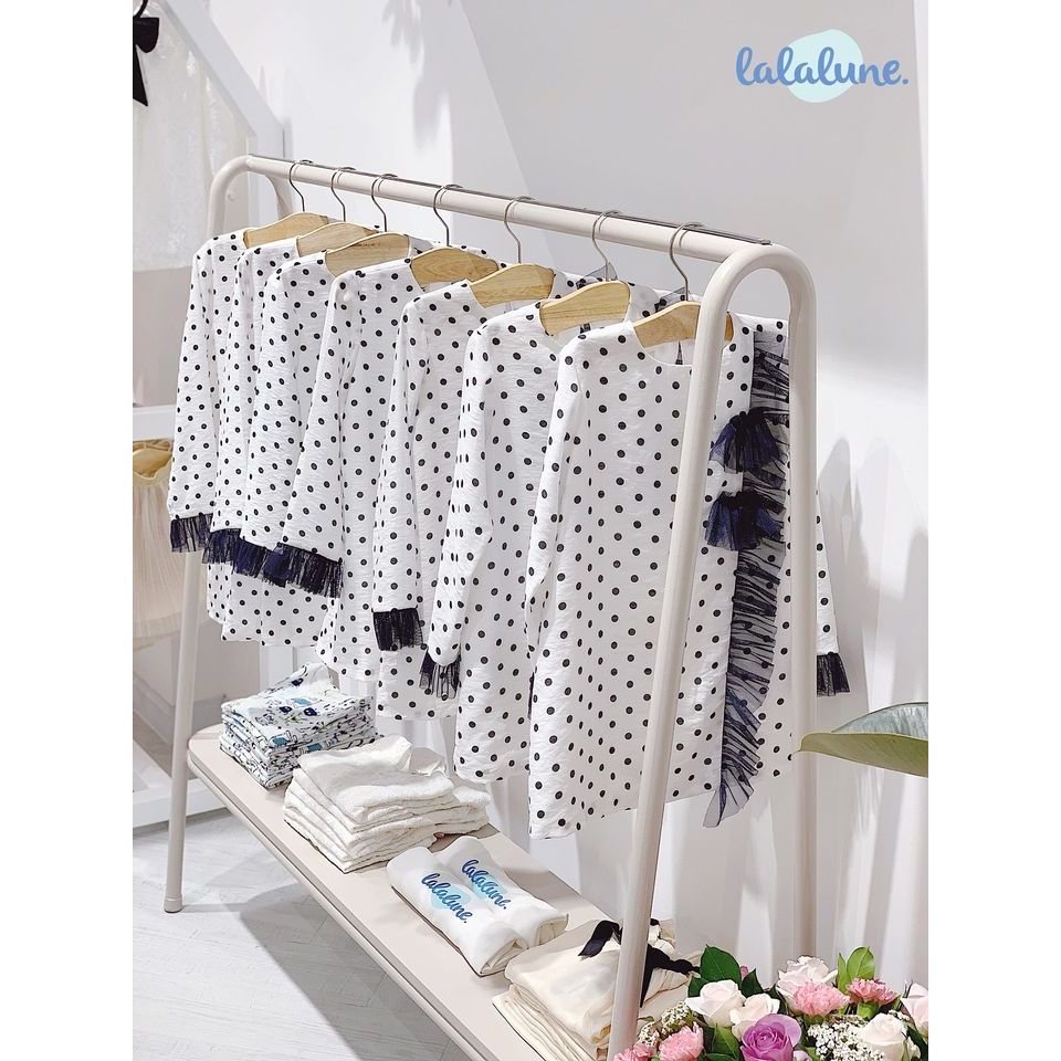 Đầm trắng chấm bi cotton nhật dành cho bé gái