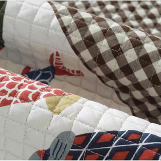 Thảm quilt phủ sofa hoặc trải sàn