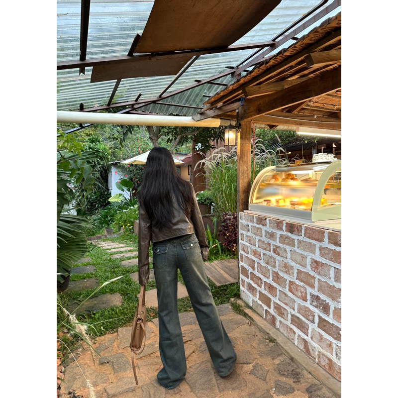 Quần jean 2 túi sau