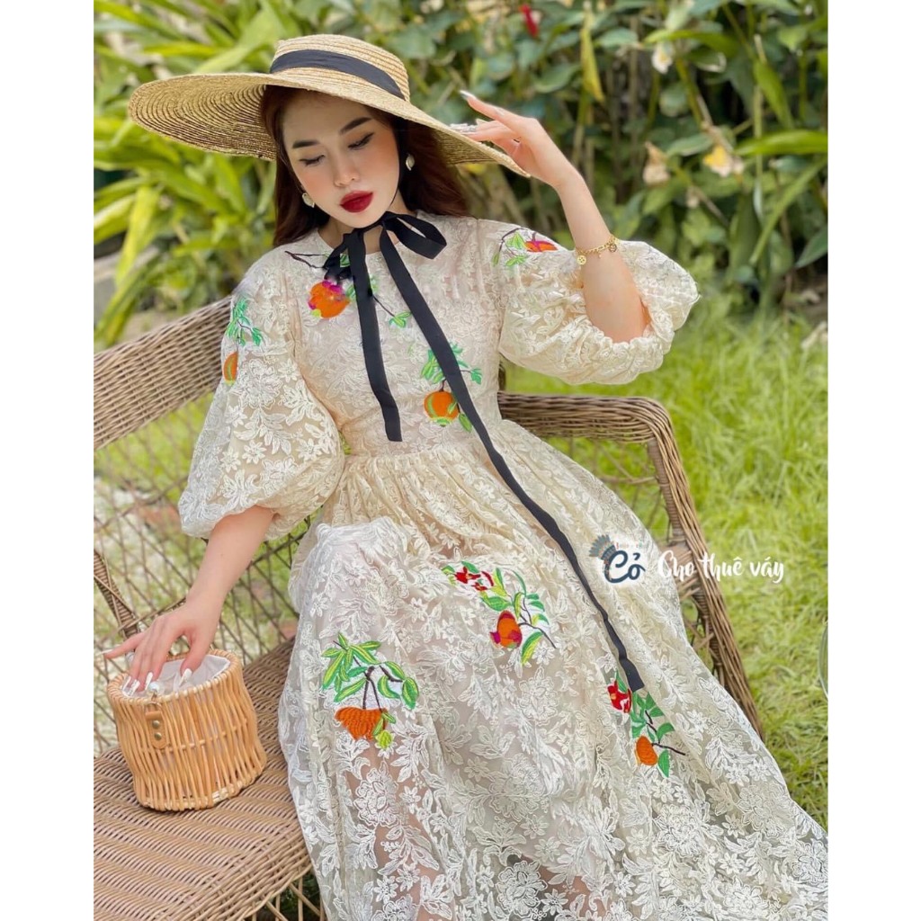 THANH LÝ  - Maxi ren kem cổ trong thêu lựu - Tag Ashley
