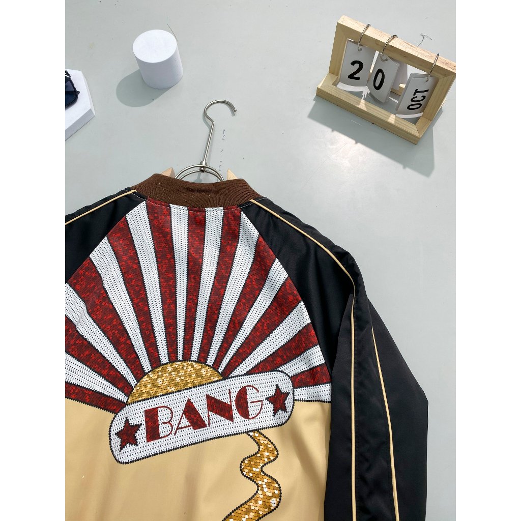 Áo Khoác Gió Nam In Họa Tiết Sau Lưng tinh tế, đẹp, nét - Áo Khoác Nam Phối Hai Màu độc đáo