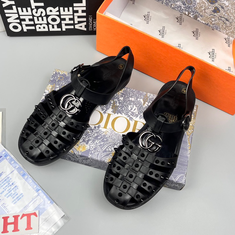 Sandal dọ nam G c bóng, đinh