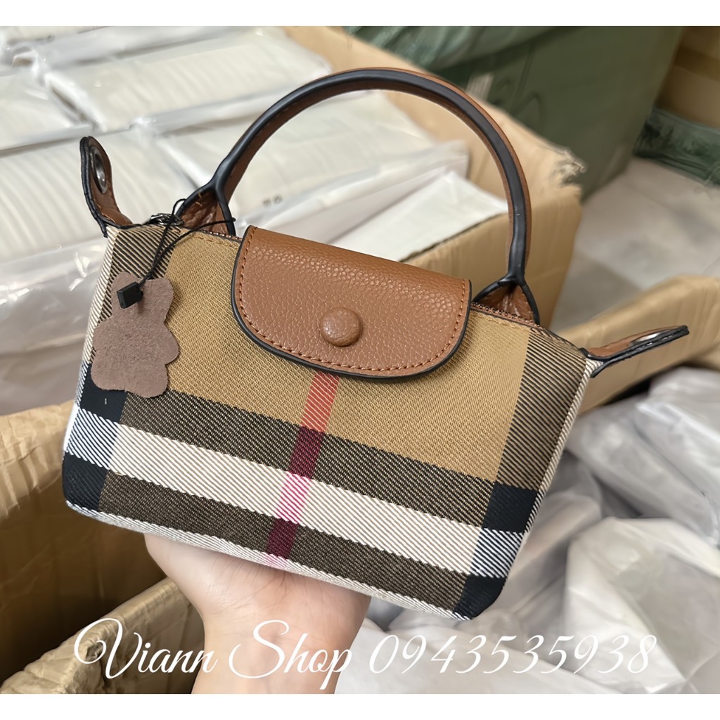 Túi B.br quai xách cúc tròn da đẹp sz 19