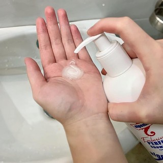Sữa tắm cá ngựa đức