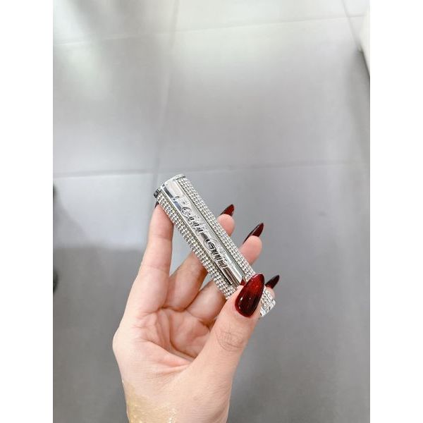 Son dưỡng môi Petit Gril