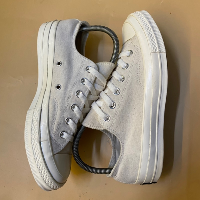 Giày chính hãng đã qua sử dụng