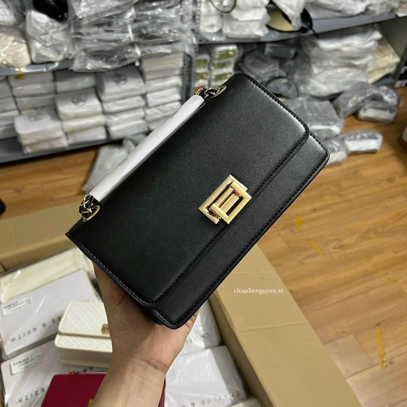 Túi xách / Ví đeo chéo dây xích dự tiệc CHARLES N KEITH