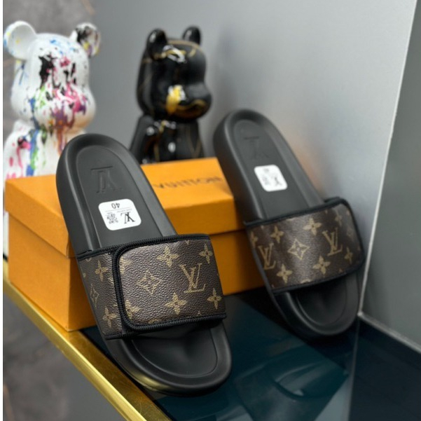 Dép Nam LV Quai Ngang ĐẾ PU Đi êm Chân Kiểu Dáng Thời Trang Năng Động