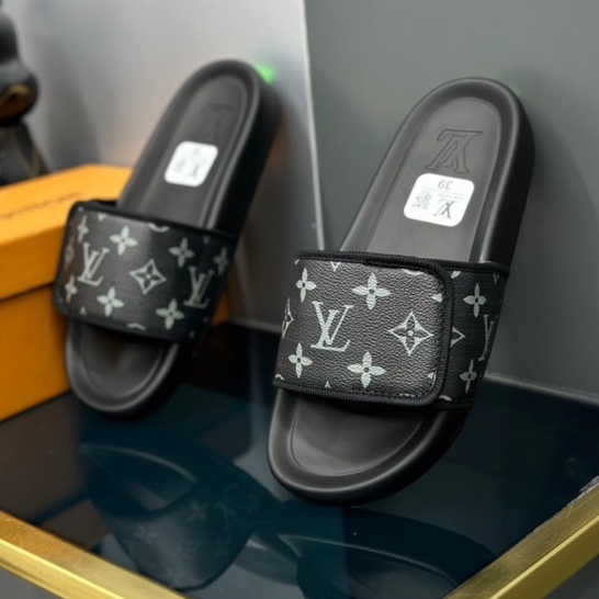 Dép Nam LV Quai Ngang ĐẾ PU Đi êm Chân Kiểu Dáng Thời Trang Năng Động