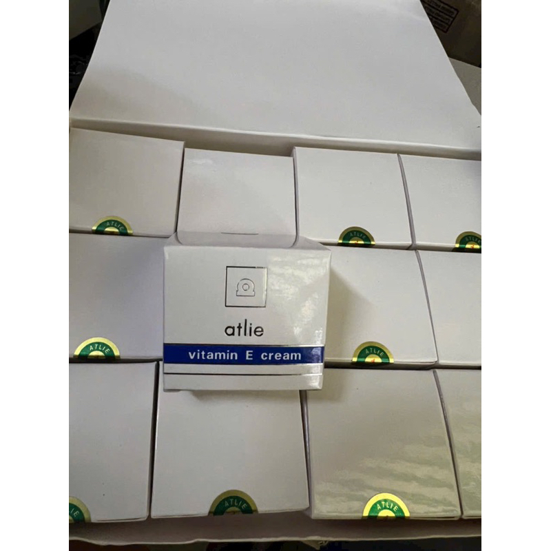 Kem Dưỡng da, ngừa mụn Atlie Vitamin E Cream 15g