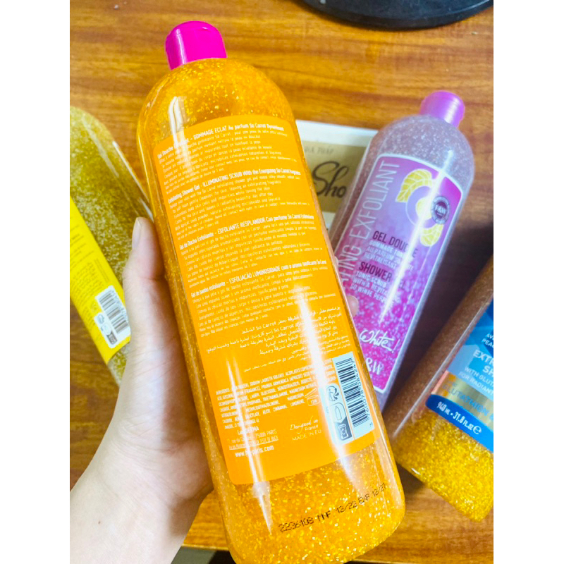 Sữa tắm tẩy da chết Body F&W Exfoliating màu vàng, màu tím 940ml