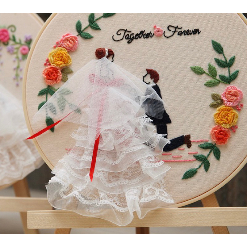 Quà Tặng Lễ Cưới Tranh Thêu 3D Váy cô Dâu Chú Rễ Thủ Công Mang Đầy Ý nghĩa, Độc Đáo.Kèm bộ phụ kiện( Hàng, Giá Tận Xưởng