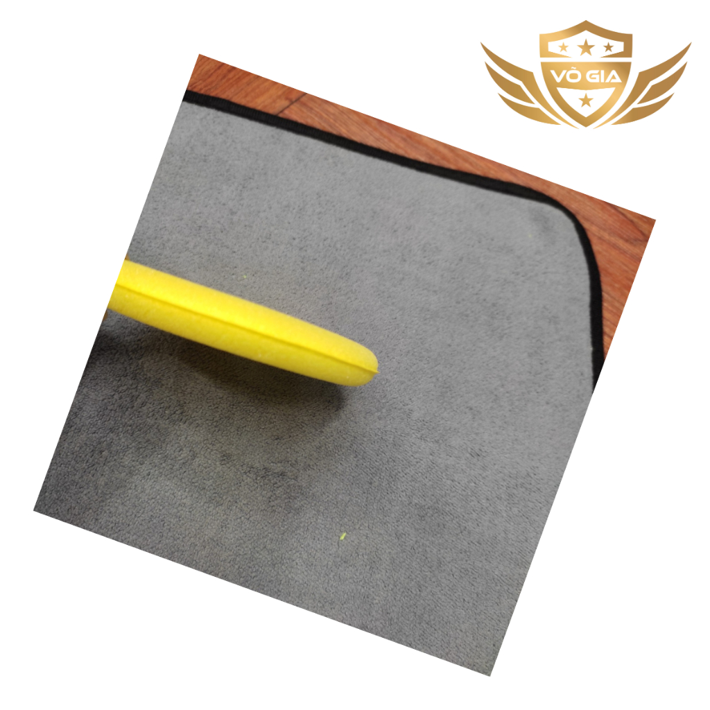 Mút xốp tròn dạng bọt biển dùng đánh bóng dàn áo sơn xe máy xe oto xe điện chuyên dùng