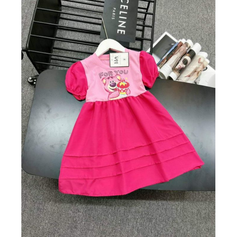 Váy gấu dâu cho bé gái 8 đến 30kg.hình thật trải sàn ak